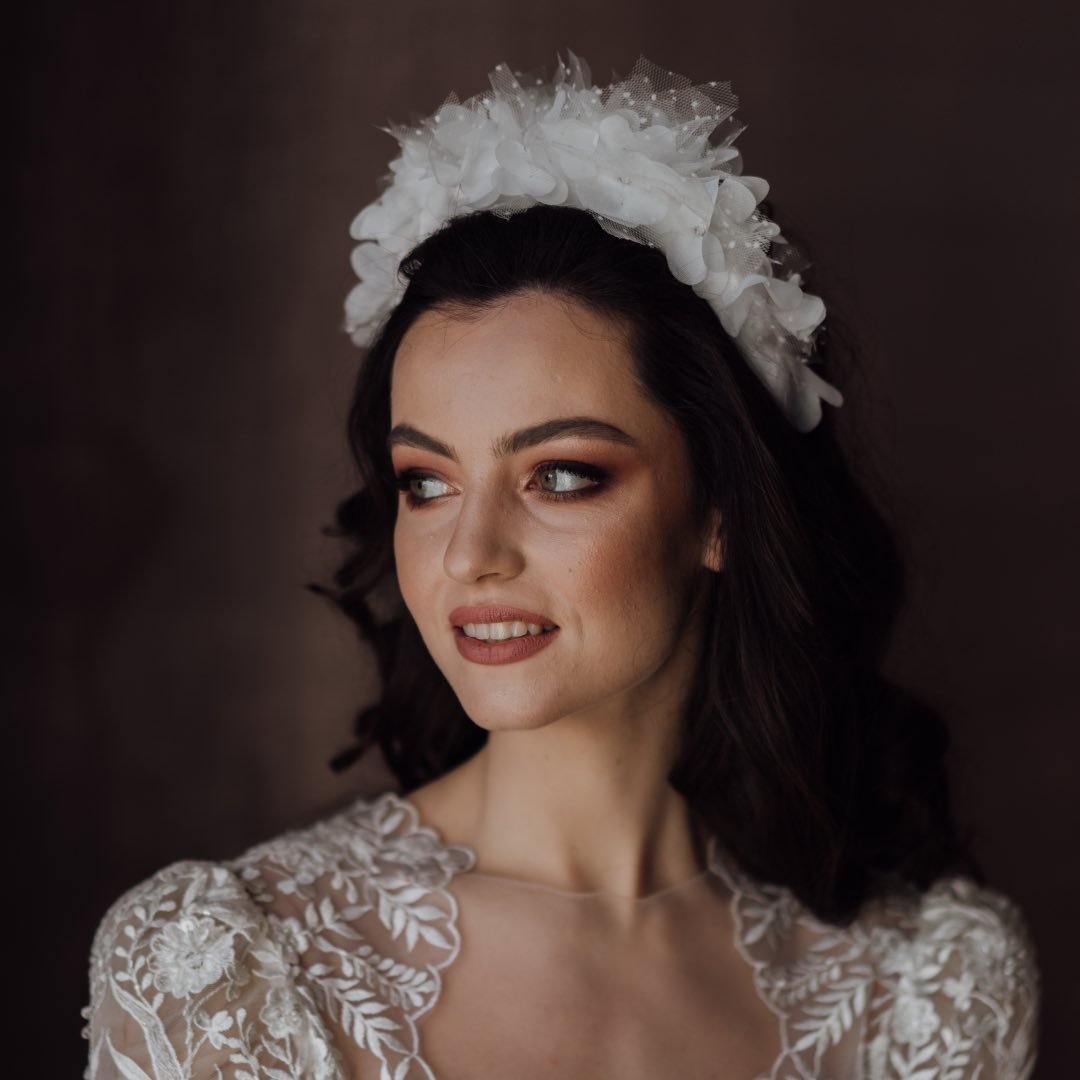 Profile avatar of raluca.bridal.accessories