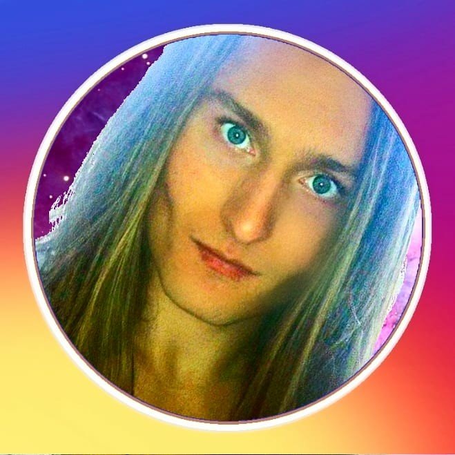 Profile avatar of @yanaustralia