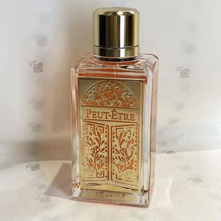 One of the top publications of @scentastic.perfumes which has 187 likes and 3 comments