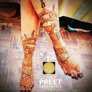 One of the top publications of @preetibakshi_mehandi which has 46 likes and 2 comments