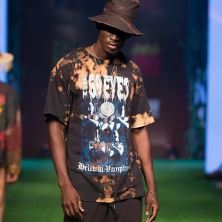 One of the top publications of @mozambiquefashionweek which has 120 likes and 1 comments
