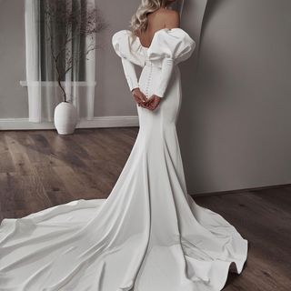 One of the top publications of @blanchebridal which has 268 likes and 4 comments