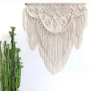 One of the top publications of @homevibes_macrame which has 94 likes and 4 comments