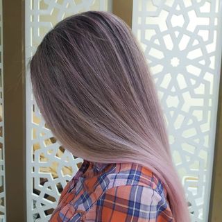 One of the top publications of @haircolor.ana which has 480 likes and 5 comments