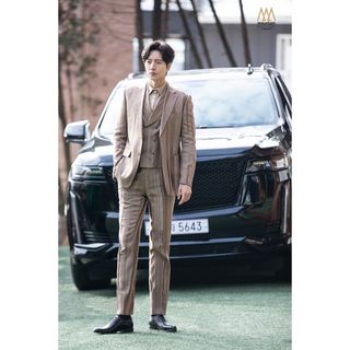 One of the top publications of @parkhaejin_official which has 73.3K likes and 795 comments