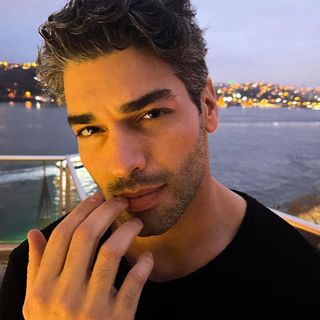 One of the top publications of @sukruozyildiz which has 232.9K likes and 3K comments