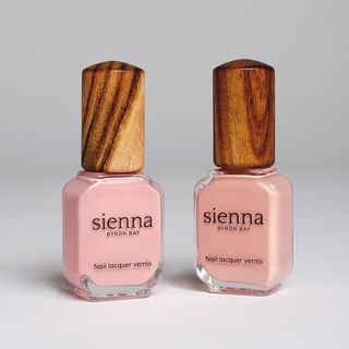 One of the top publications of @sienna.co which has 62 likes and 0 comments