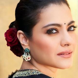 One of the top publications of @queenkajol.turkey which has 1K likes and 7 comments