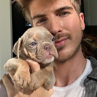 One of the top publications of @joeygraceffa which has 51K likes and 359 comments