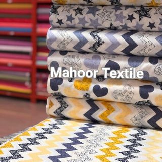 One of the top publications of @mahoor_textiles which has 407 likes and 25 comments