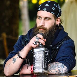 One of the top publications of @beardedvillains_europe which has 360 likes and 13 comments