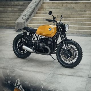 One of the top publications of @caferacerdreams which has 1K likes and 10 comments