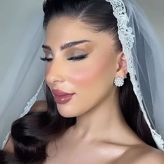 One of the top publications of @nadaibrahimmakeup which has 48 likes and 12 comments