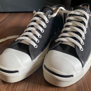 One of the top publications of @converse_deadstock which has 20 likes and 0 comments