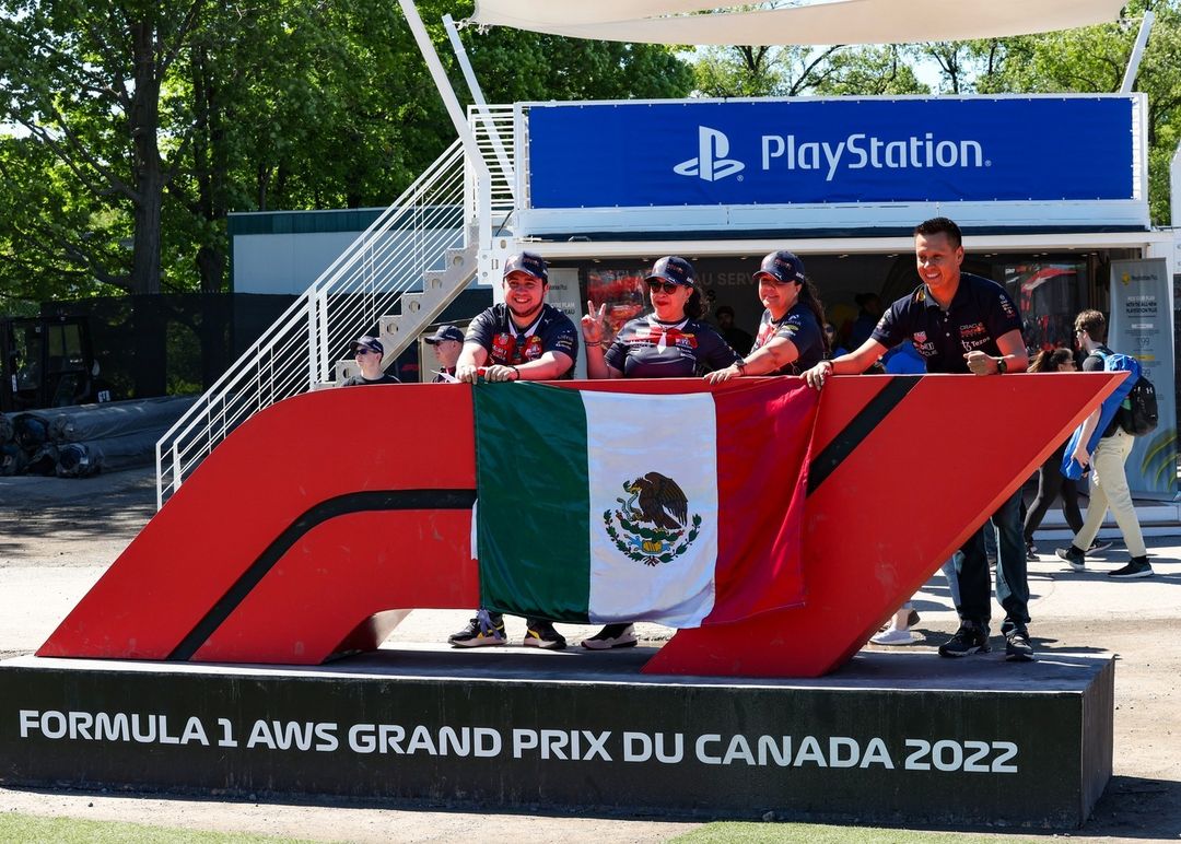 One of the top publications of @f1gpcanada which has 1.2K likes and 9 comments