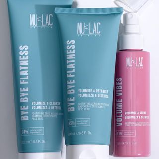 One of the top publications of @mulaccosmetics which has 678 likes and 19 comments
