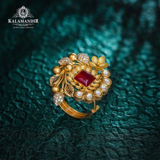 One of the top publications of @kalamandirjewellers which has 1.4K likes and 59 comments