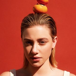 One of the top publications of @lilireinhart which has 475.9K likes and 1.8K comments