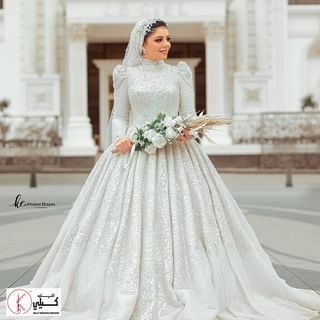 One of the top publications of @kelbridal which has 157 likes and 2 comments