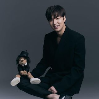 One of the top publications of @theleeminho which has 760 likes and 0 comments
