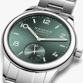 One of the top publications of @nomos_glashuette which has 1.4K likes and 7 comments