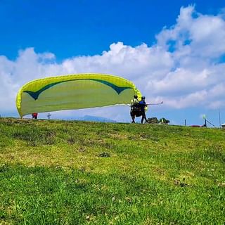 One of the top publications of @parapente_quito_ecuador which has 27 likes and 0 comments