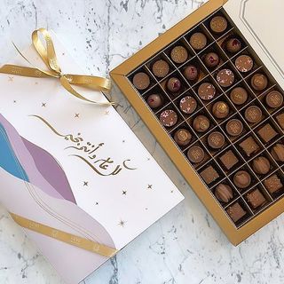 One of the top publications of @levochocolate which has 96 likes and 10 comments