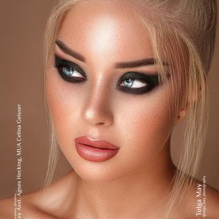 One of the top publications of @creative_face_academy which has 275 likes and 21 comments