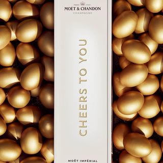 One of the top publications of @moetchandon which has 2K likes and 15 comments