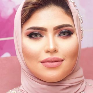 One of the top publications of @marwa_elkhateeb_makeup_artist which has 19 likes and 0 comments