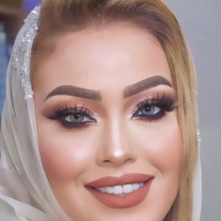 One of the top publications of @marwa_elkhateeb_makeup_artist which has 32 likes and 0 comments