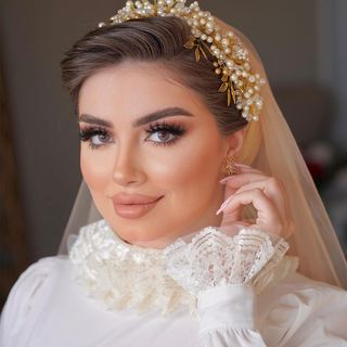 One of the top publications of @esraaelzanatymua which has 7.5K likes and 26 comments