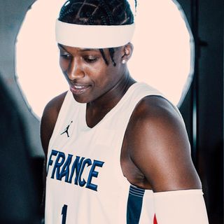 One of the top publications of @frank_ntilikina which has 8.5K likes and 73 comments