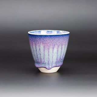 One of the top publications of @nikkidowdellceramics which has 946 likes and 43 comments