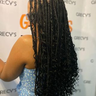 One of the top publications of @grecys_natural_hair which has 17 likes and 0 comments