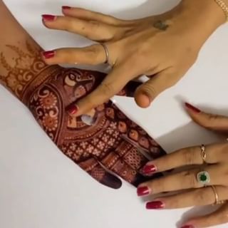 One of the top publications of @hema_henna_artstudio_ which has 1.2K likes and 13 comments