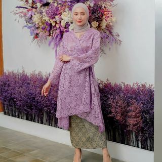 One of the top publications of @kebaya.calisha which has 19 likes and 0 comments