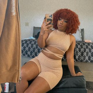 One of the top publications of @bootygawddess which has 339 likes and 4 comments