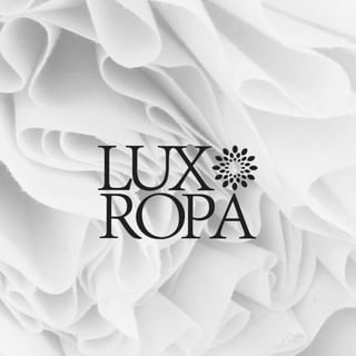 One of the top publications of @luxo_ropa_official which has 34 likes and 0 comments