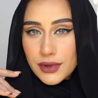 One of the top publications of @aya.essam.mua_ which has 15K likes and 24 comments