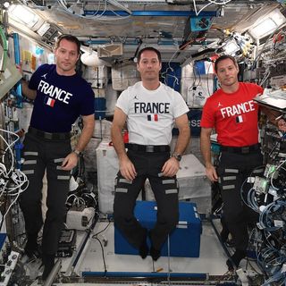 One of the top publications of @thom_astro which has 105.3K likes and 473 comments