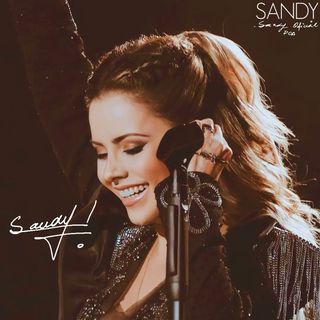 One of the top publications of @sandyoficialpoa which has 311 likes and 11 comments