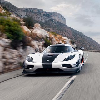 One of the top publications of @koenigsegg which has 173.5K likes and 291 comments