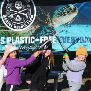 One of the top publications of @seashepherdaumarinedebris which has 54 likes and 1 comments