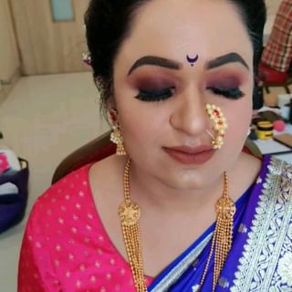 One of the top publications of @faridas_makeup_studio which has 30 likes and 0 comments