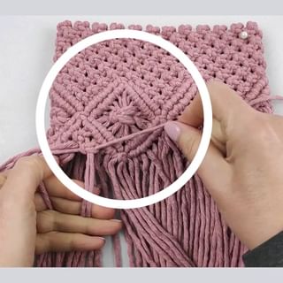 One of the top publications of @macrame_magic_knots which has 865 likes and 5 comments