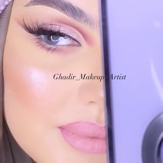 One of the top publications of @ghadir_makeup_artist which has 15.8K likes and 78 comments
