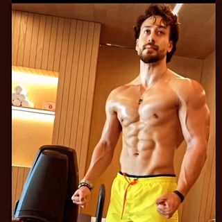 One of the top publications of @tigerjackieshroff which has 414.4K likes and 2.7K comments