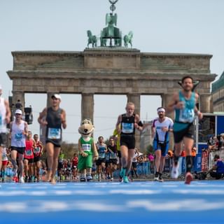 One of the top publications of @berlinmarathon which has 2.9K likes and 24 comments