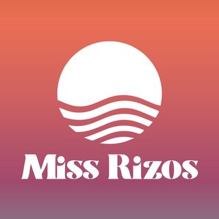 One of the top publications of @missrizossalonrd which has 1.6K likes and 43 comments